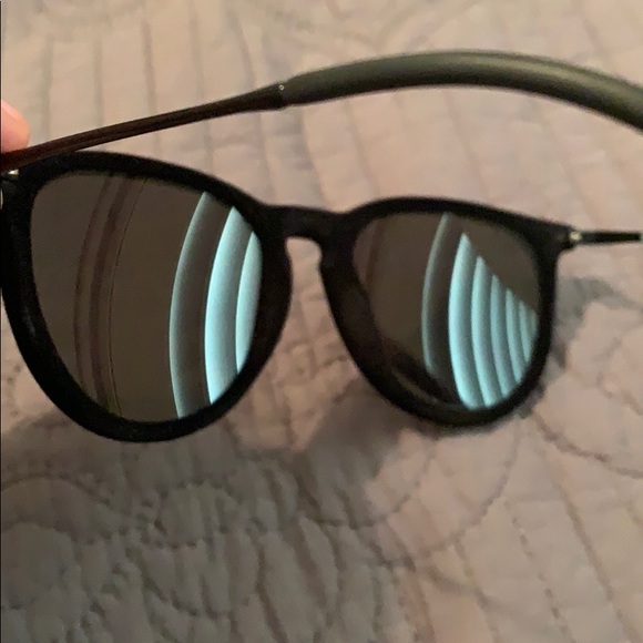 Black Velvet Ray Bans-Erika classic. - Picture 3 of 8